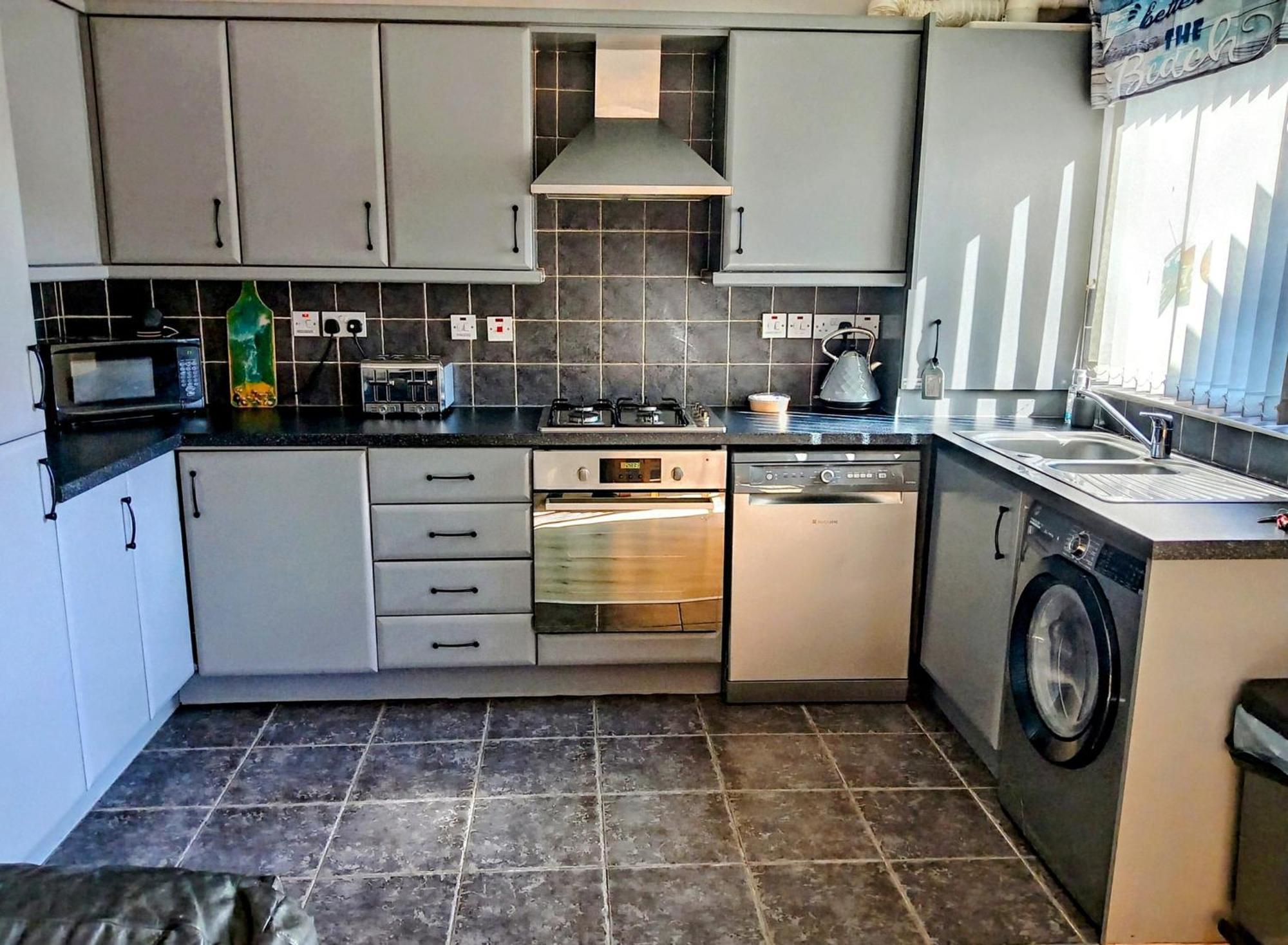 Sea Surf Apartment Bangor  Ngoại thất bức ảnh